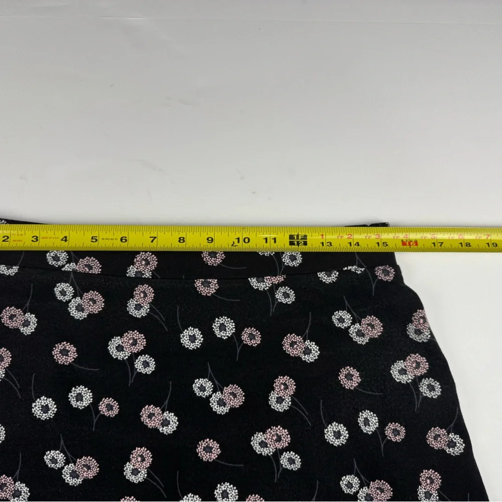 LOFT Daisy print stretchy A line midi skirt size medium
